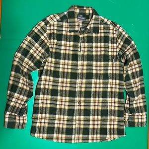 Men’s flannel button down